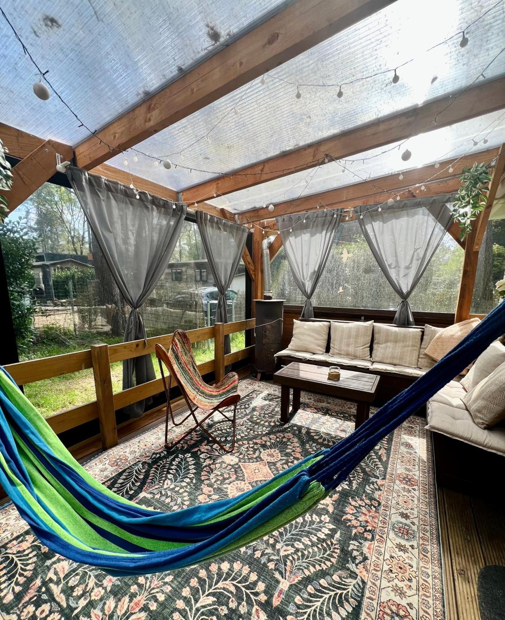 Chalé Cosy Veluwe With A Spacious Garden And Veranda